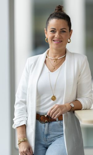 DDBT5974_2048px-1
