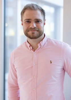 Iwan_Working-Student-Marketing-OTC